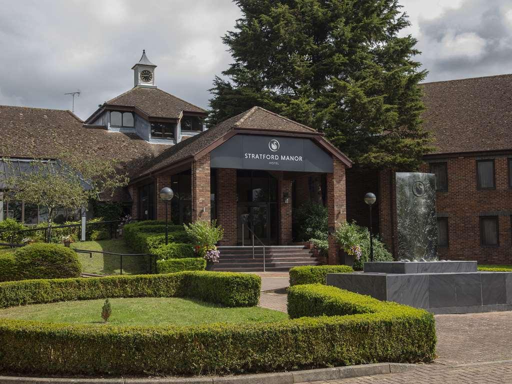 Stratford Manor Hotel Exterior photo