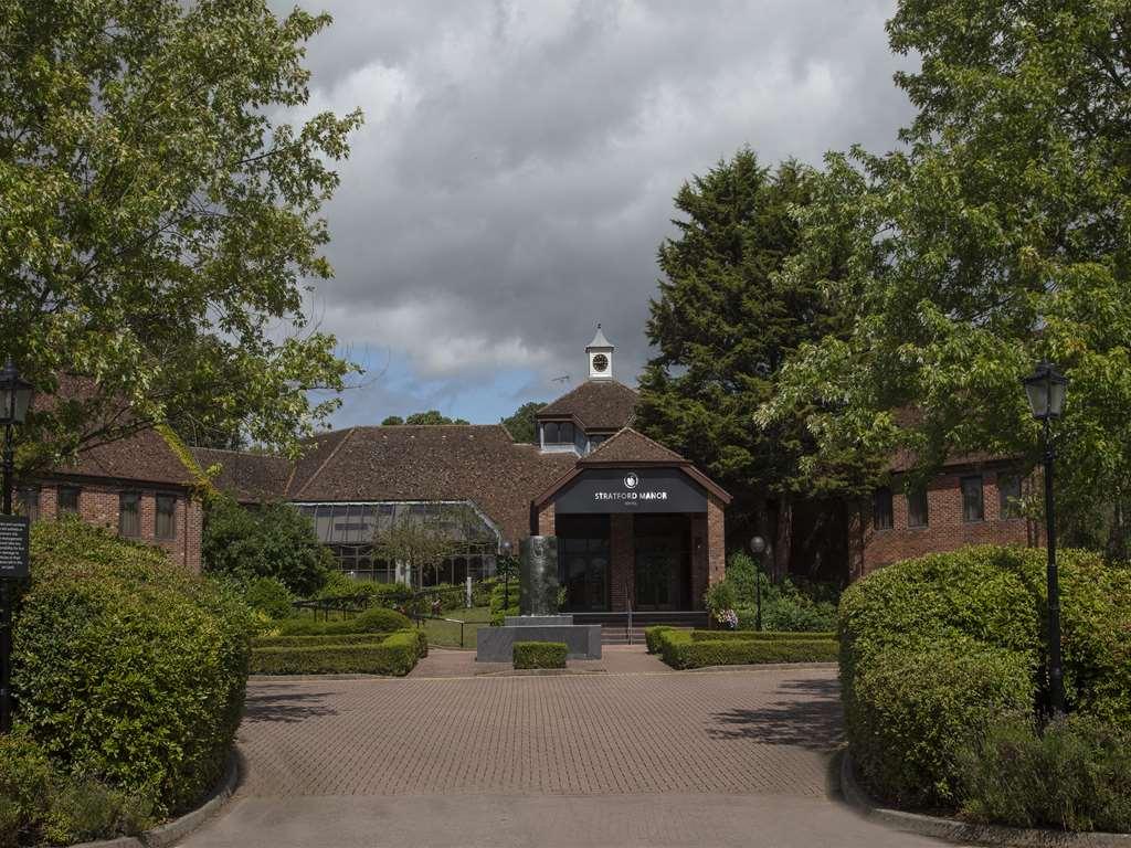 Stratford Manor Hotel Exterior photo